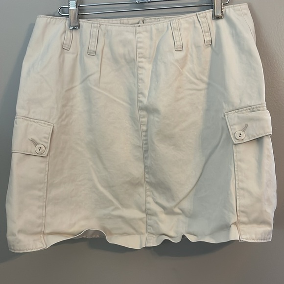 J. Crew Chinos Khaki Cargo Mini Skirt Size 10 - Picture 2 of 10